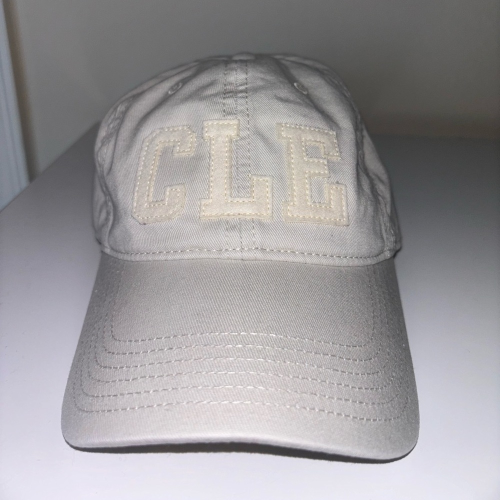 Legacy Women's CLE Embroidered Cap - Cream